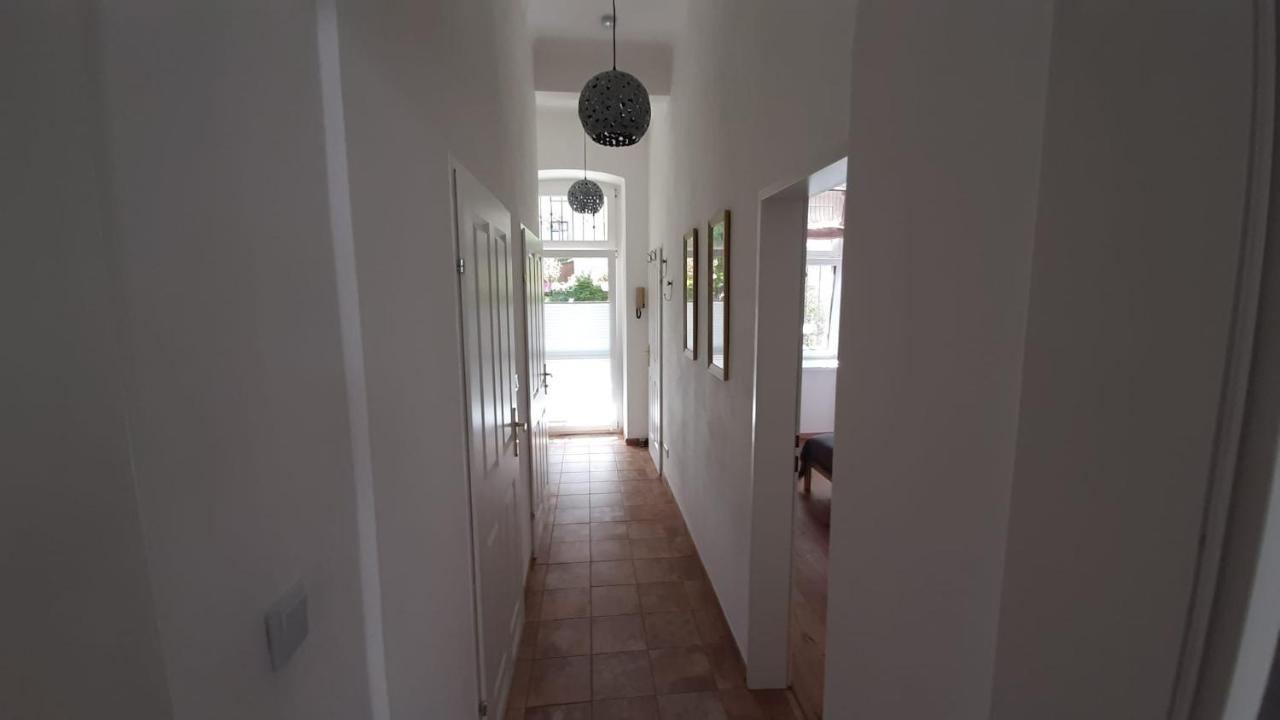 Pia'S Gardenview Apartment Vienna Exterior photo